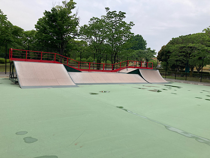 庄内緑地公園　スケートパーク　アール